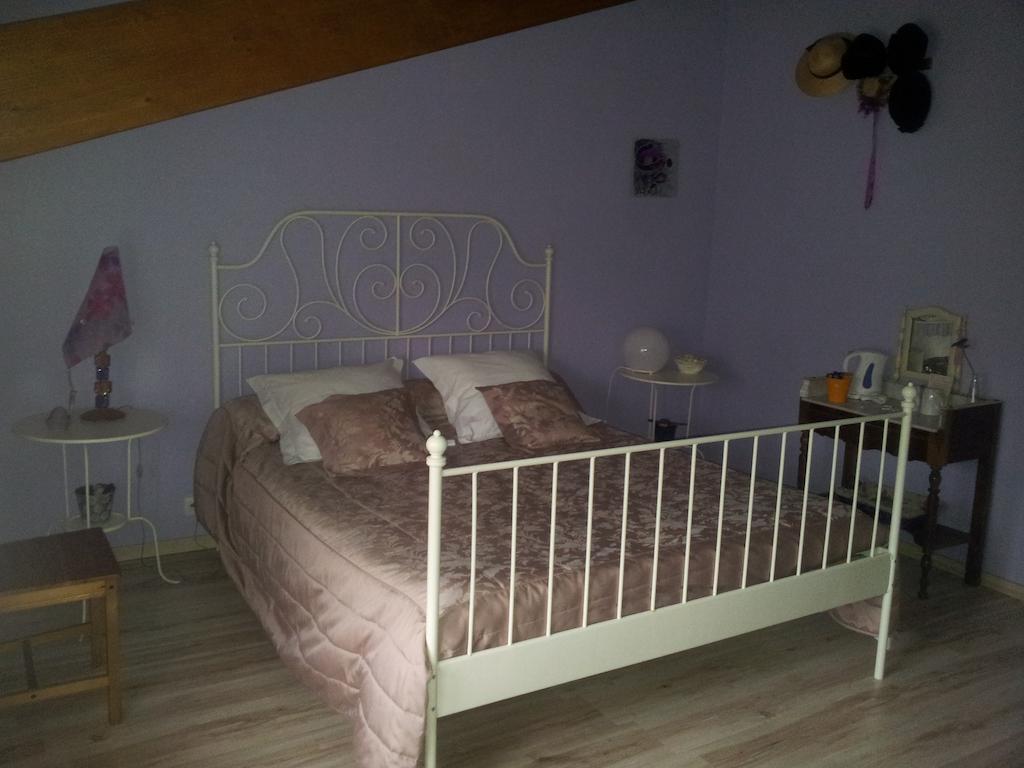 Chambre D'Hotes Le Moulin D'Encor Seysses-Saves Room photo